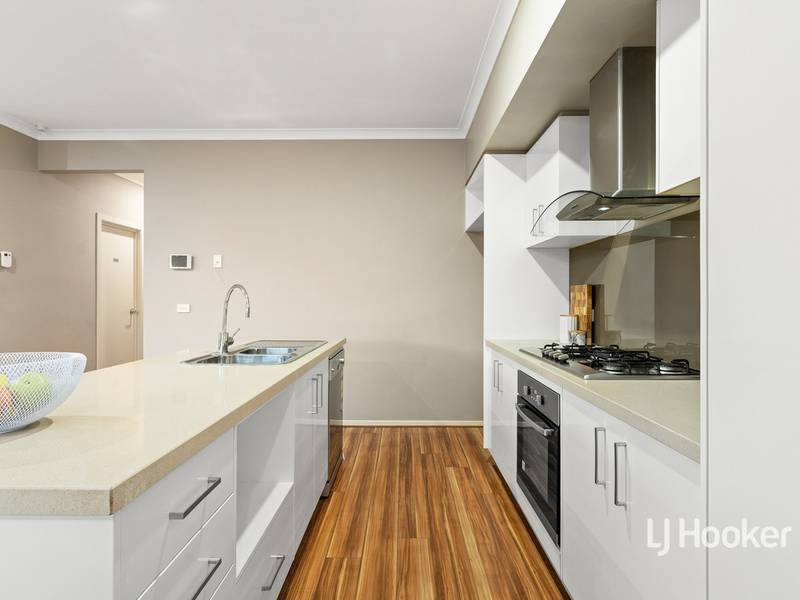 16 Admiralty Lane, SYDENHAM