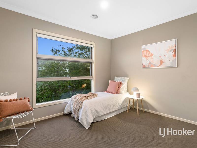 16 Admiralty Lane, SYDENHAM