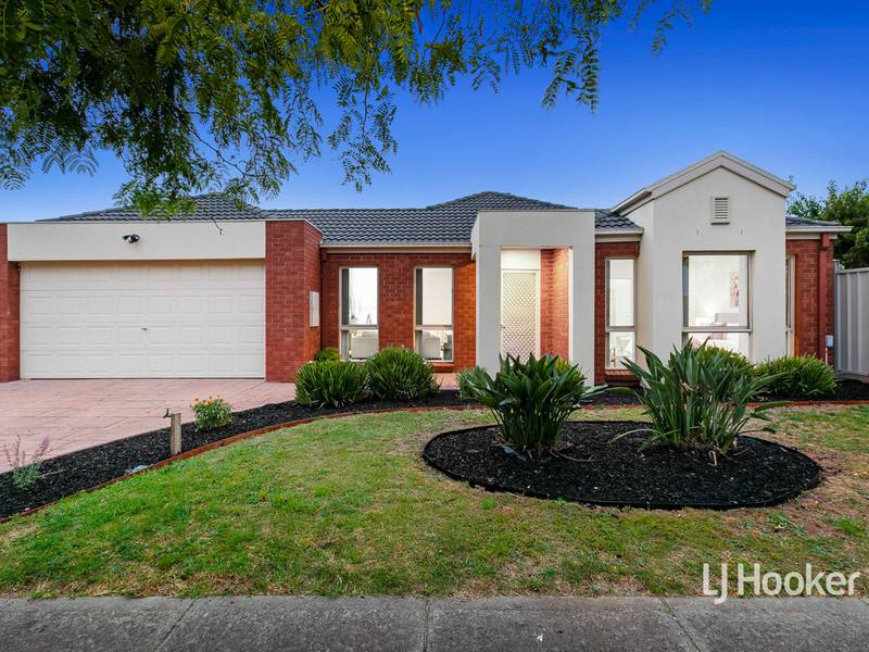 39 Sumner Crescent, Point Cook