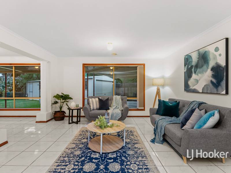 5 Shelley Place, HOPPERS CROSSING