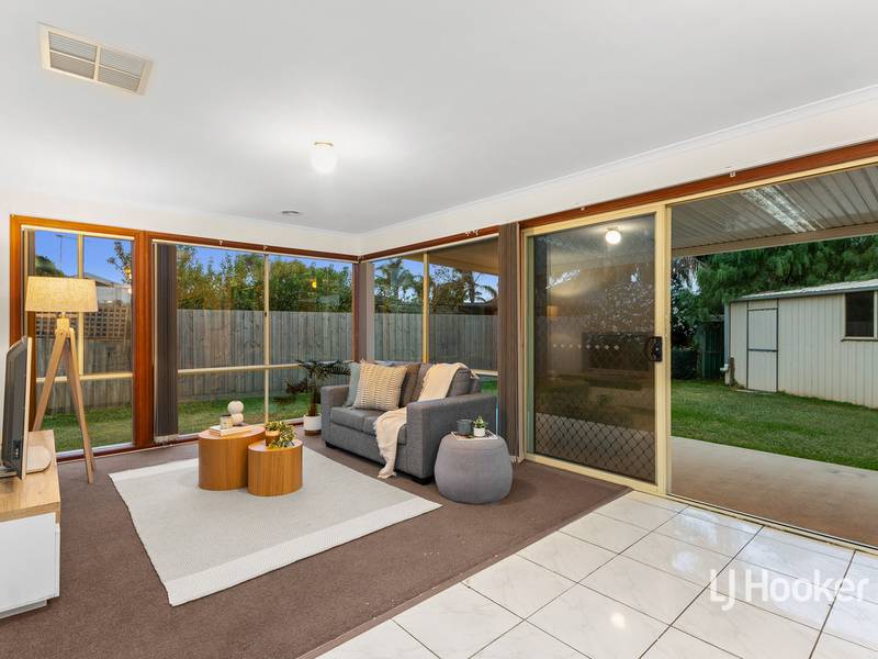 5 Shelley Place, HOPPERS CROSSING
