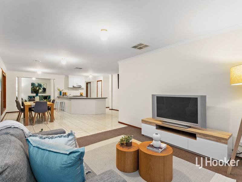 5 Shelley Place, HOPPERS CROSSING