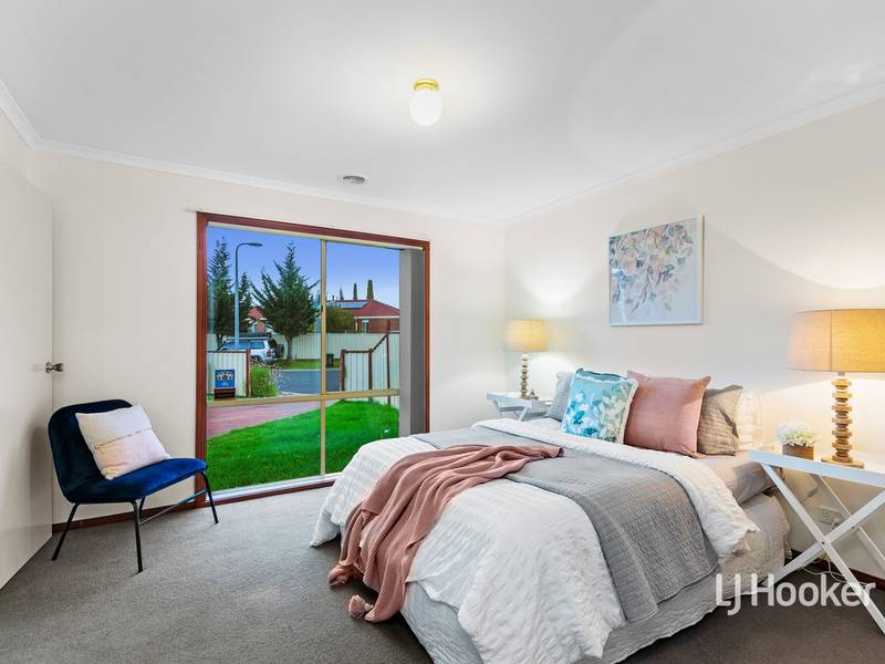 5 Shelley Place, HOPPERS CROSSING