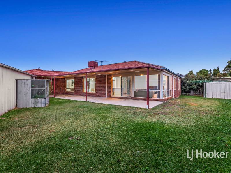 5 Shelley Place, HOPPERS CROSSING