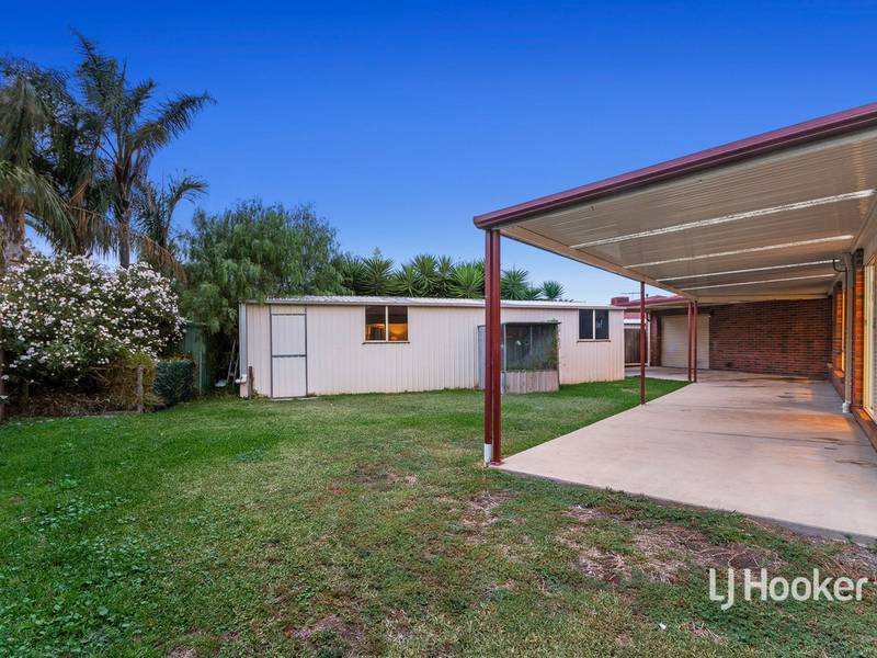 5 Shelley Place, HOPPERS CROSSING