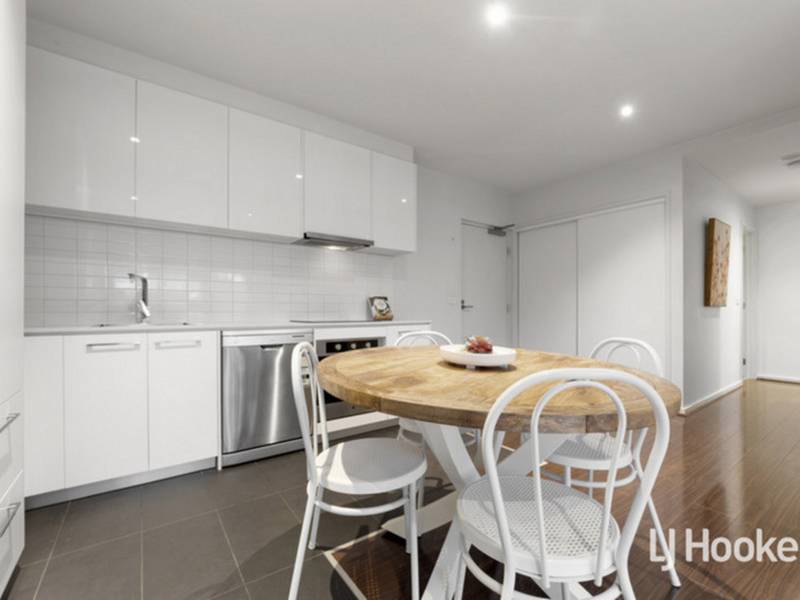 203/15 Balcombe Road, MENTONE