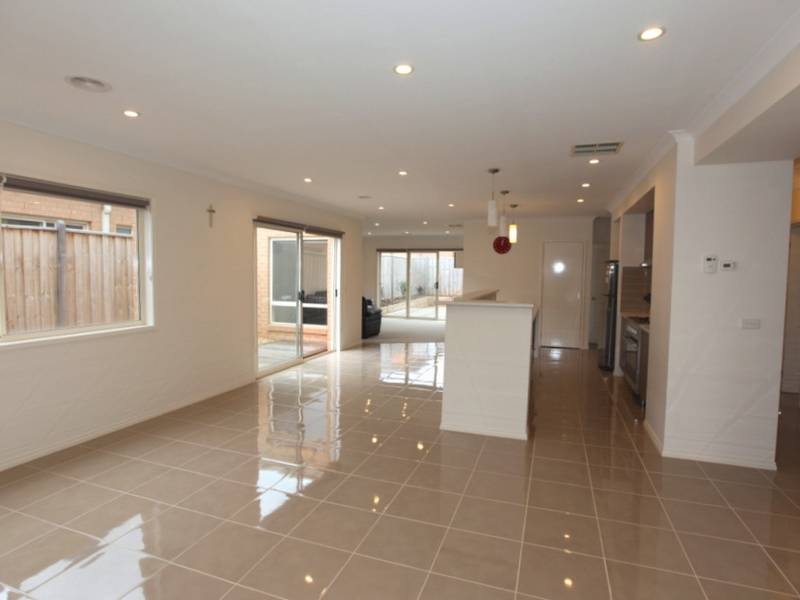 53 Australis Drive, WILLIAMS LANDING