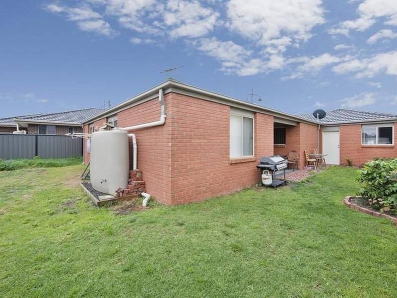 35 Drysdale Crescent, POINT COOK
