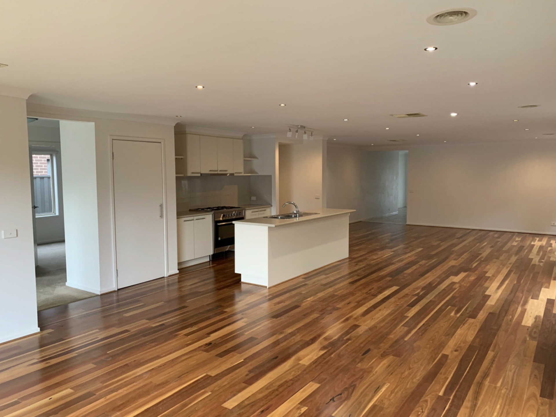 4 Hawkstone Road, WYNDHAM VALE