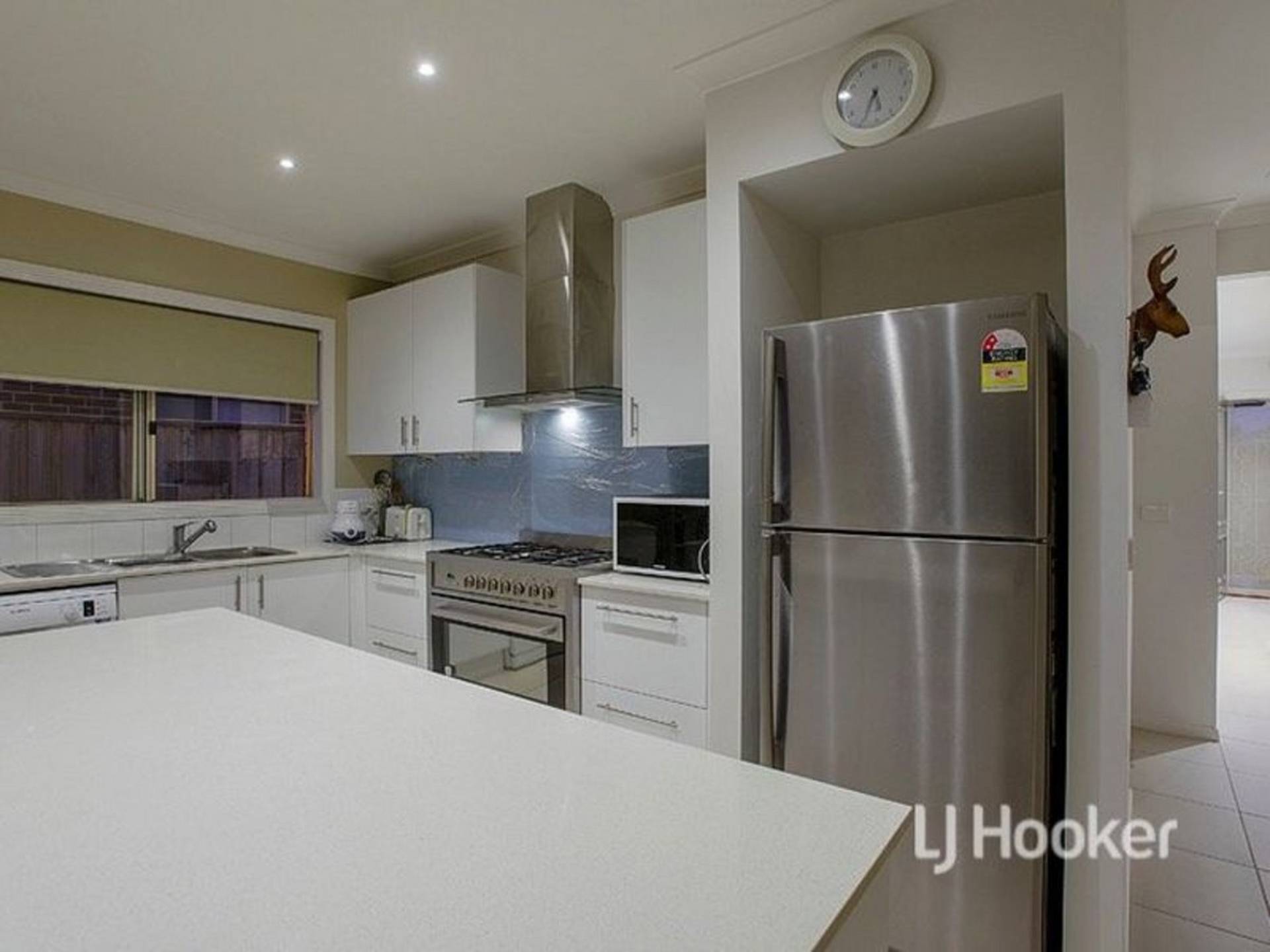 18 Ionian Way., POINT COOK