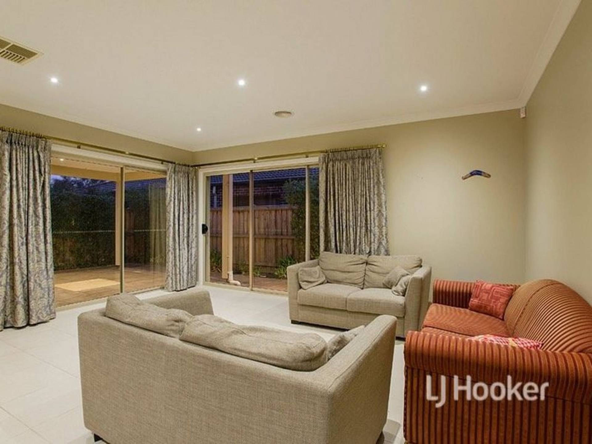 18 Ionian Way., POINT COOK