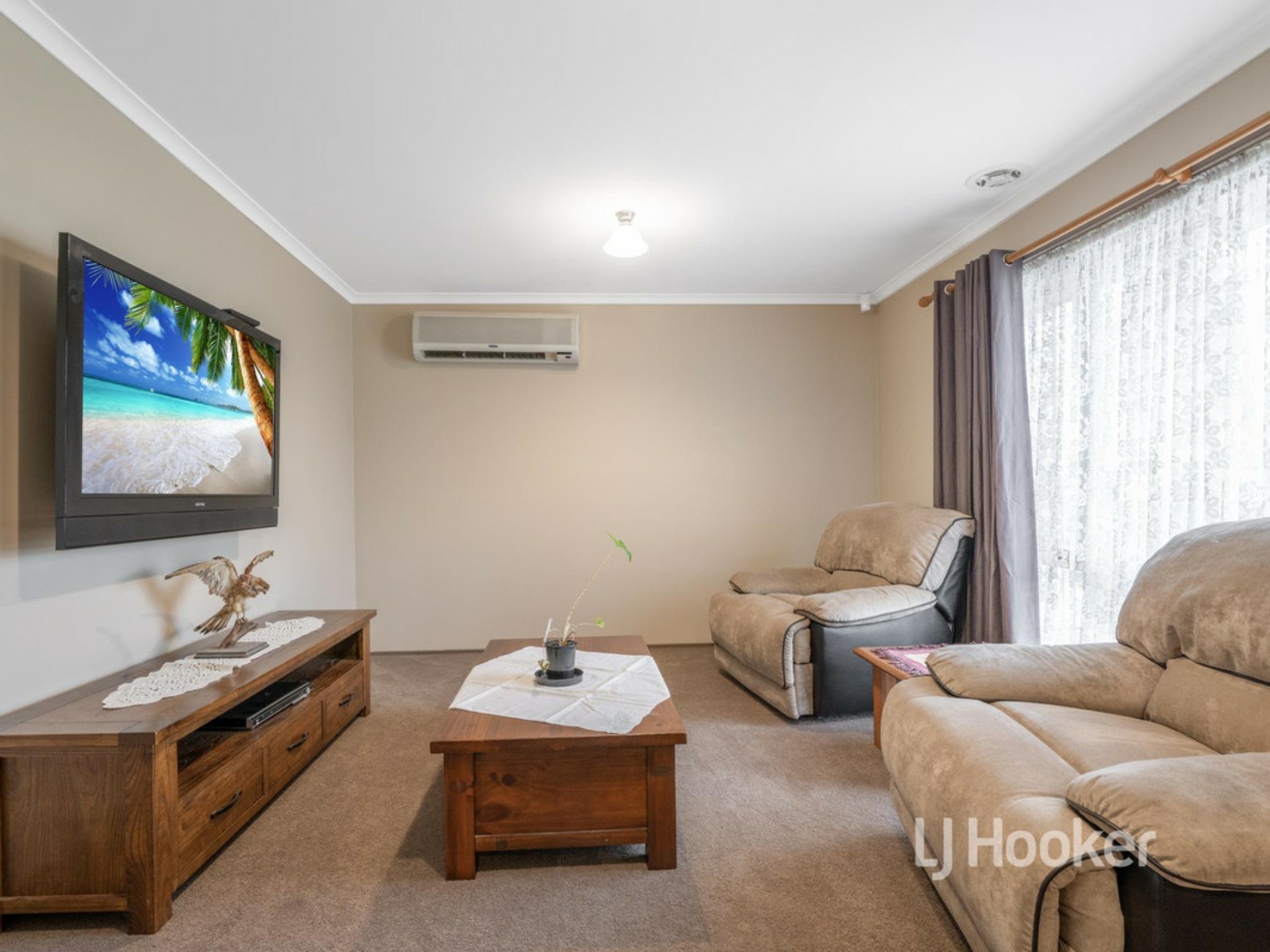 52 Westleigh Drive, WERRIBEE