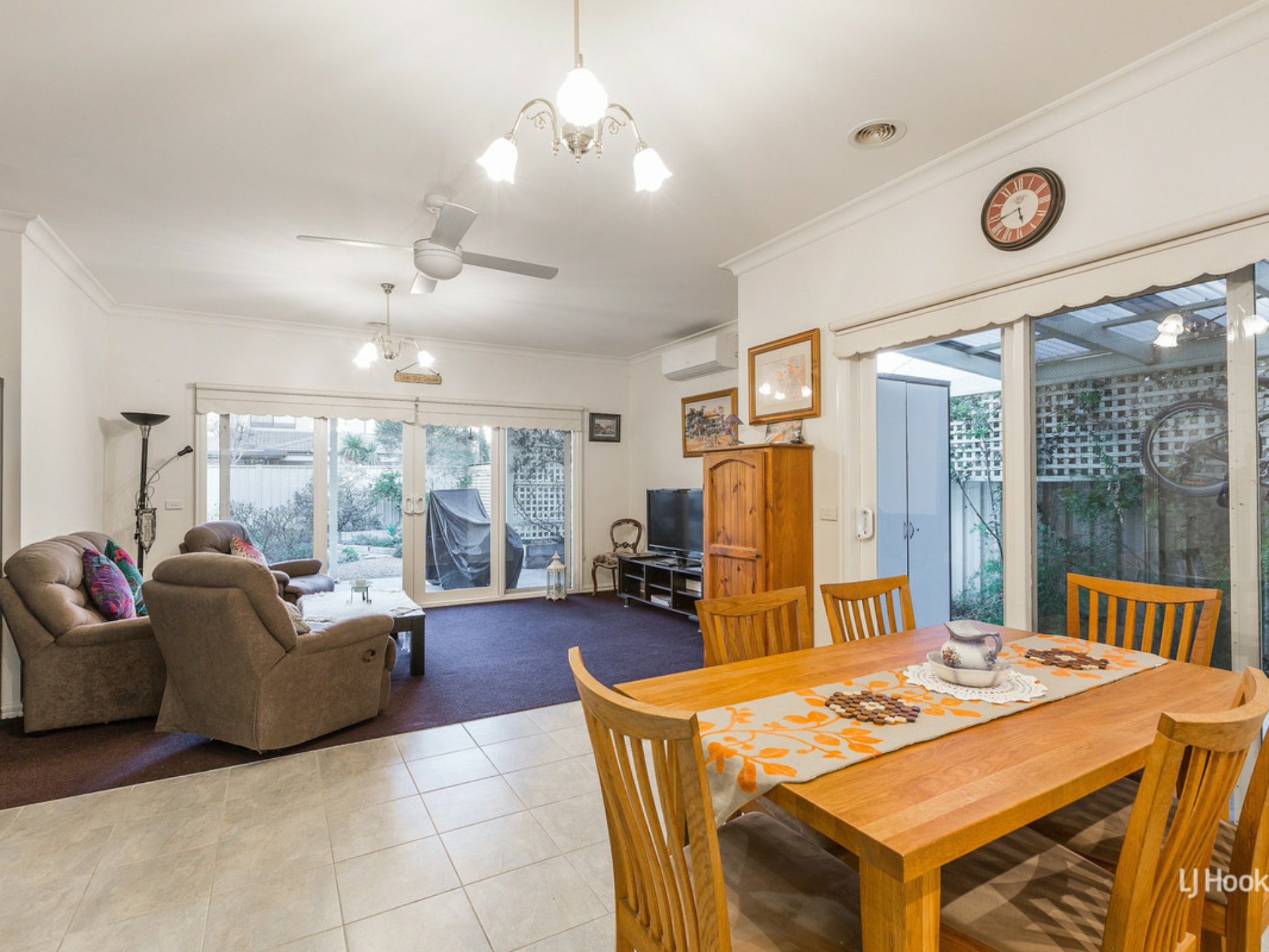 34 Sumner Crescent, POINT COOK