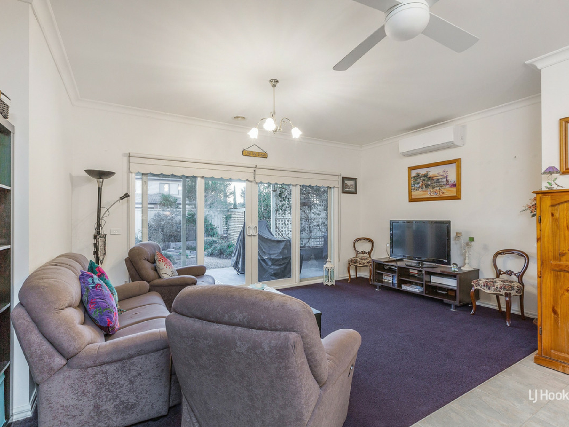 34 Sumner Crescent, POINT COOK