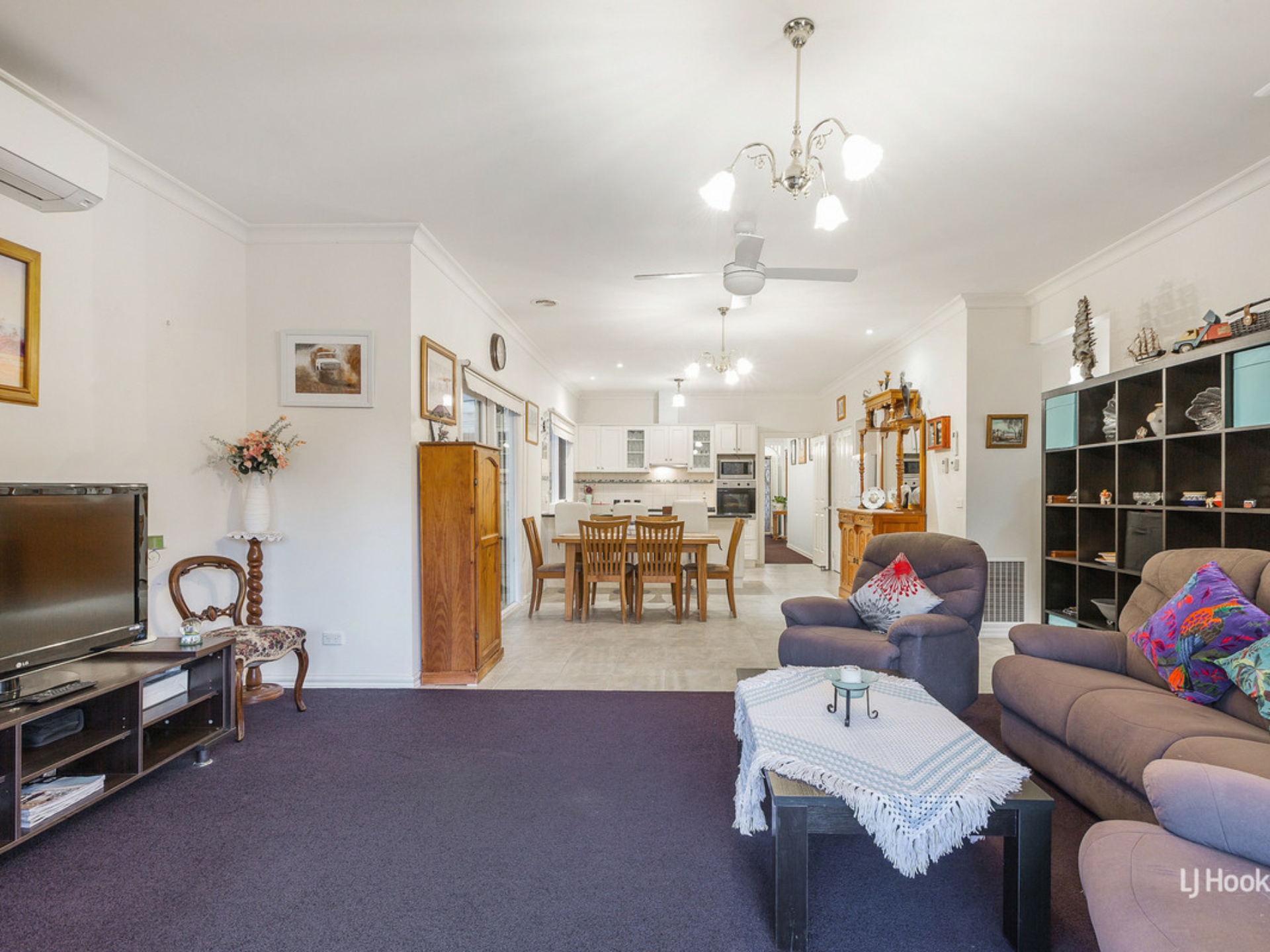 34 Sumner Crescent, POINT COOK