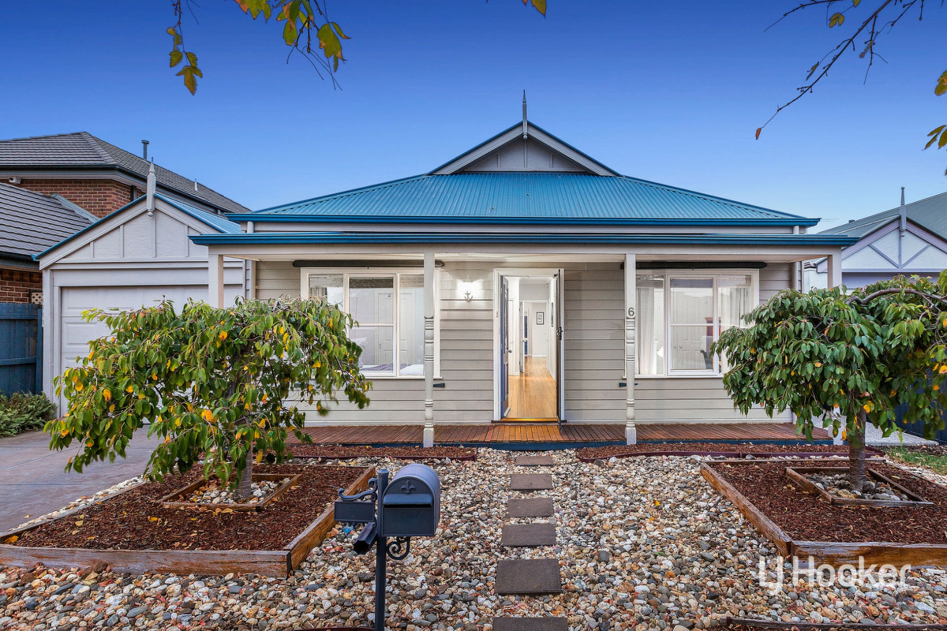 6 Dorrington Street, POINT COOK