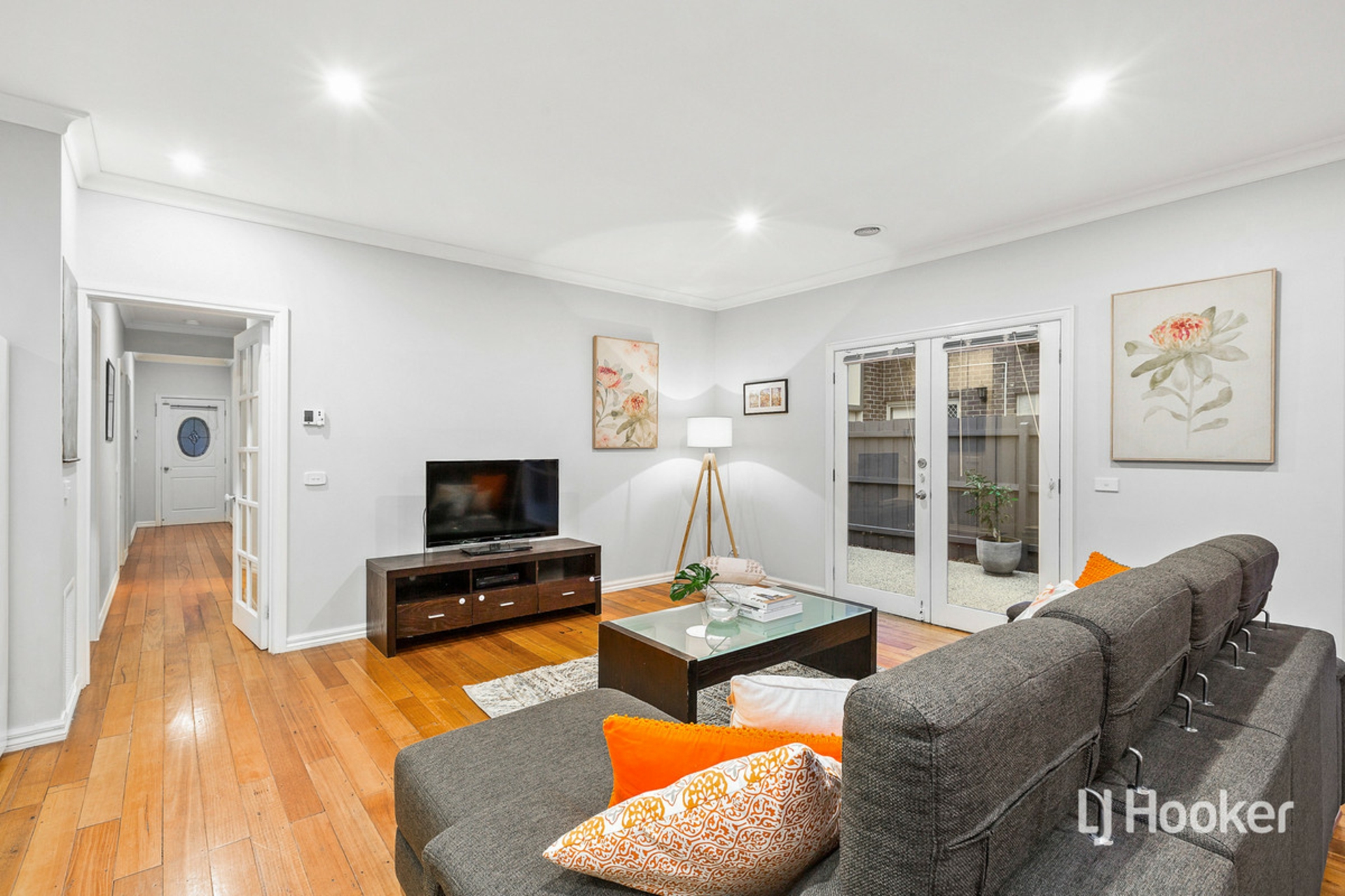 6 Dorrington Street, POINT COOK