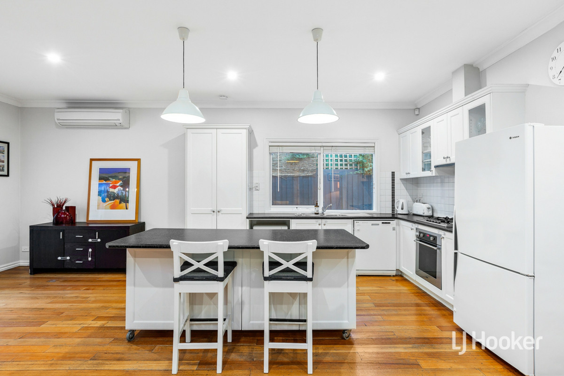 6 Dorrington Street, POINT COOK