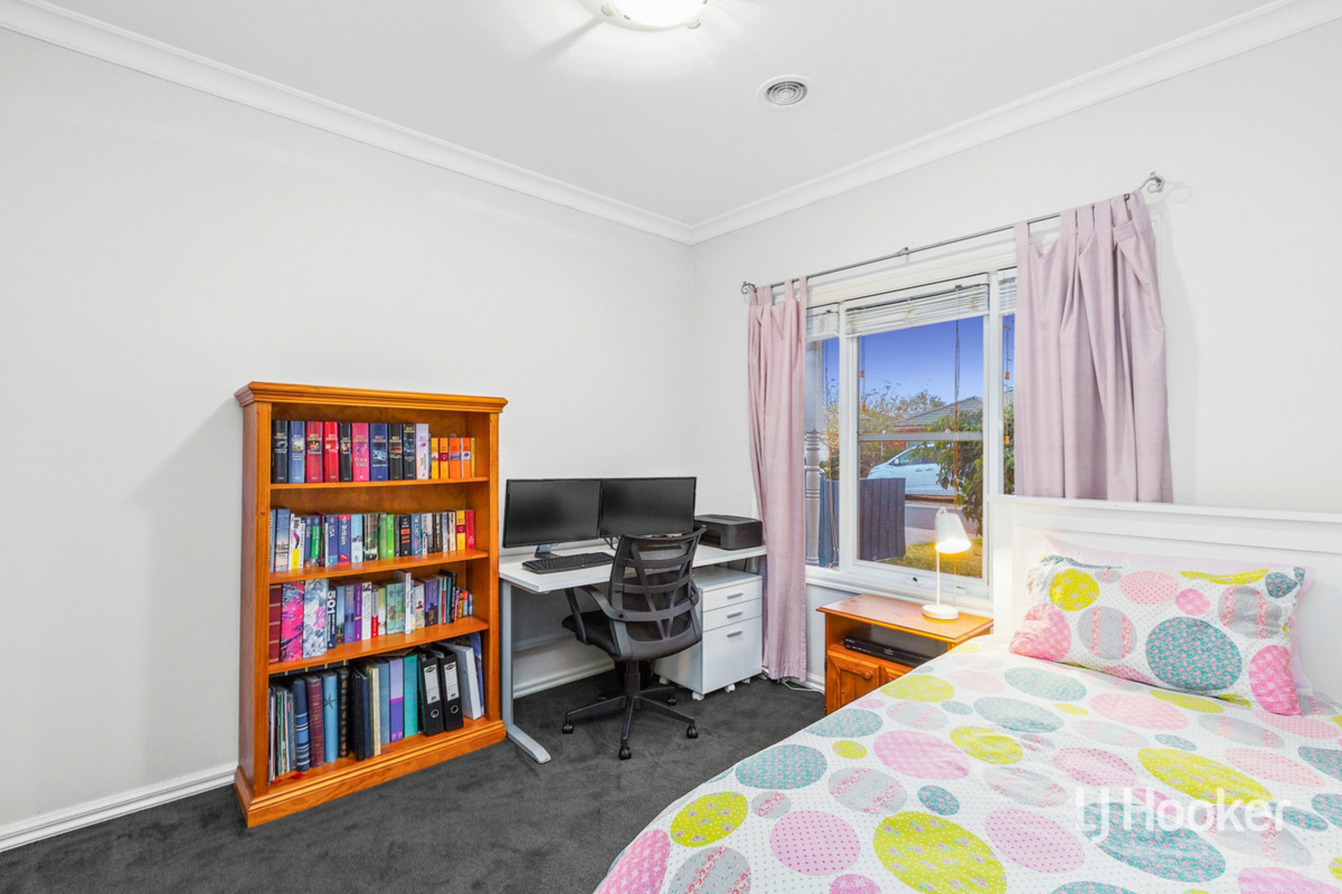 6 Dorrington Street, POINT COOK