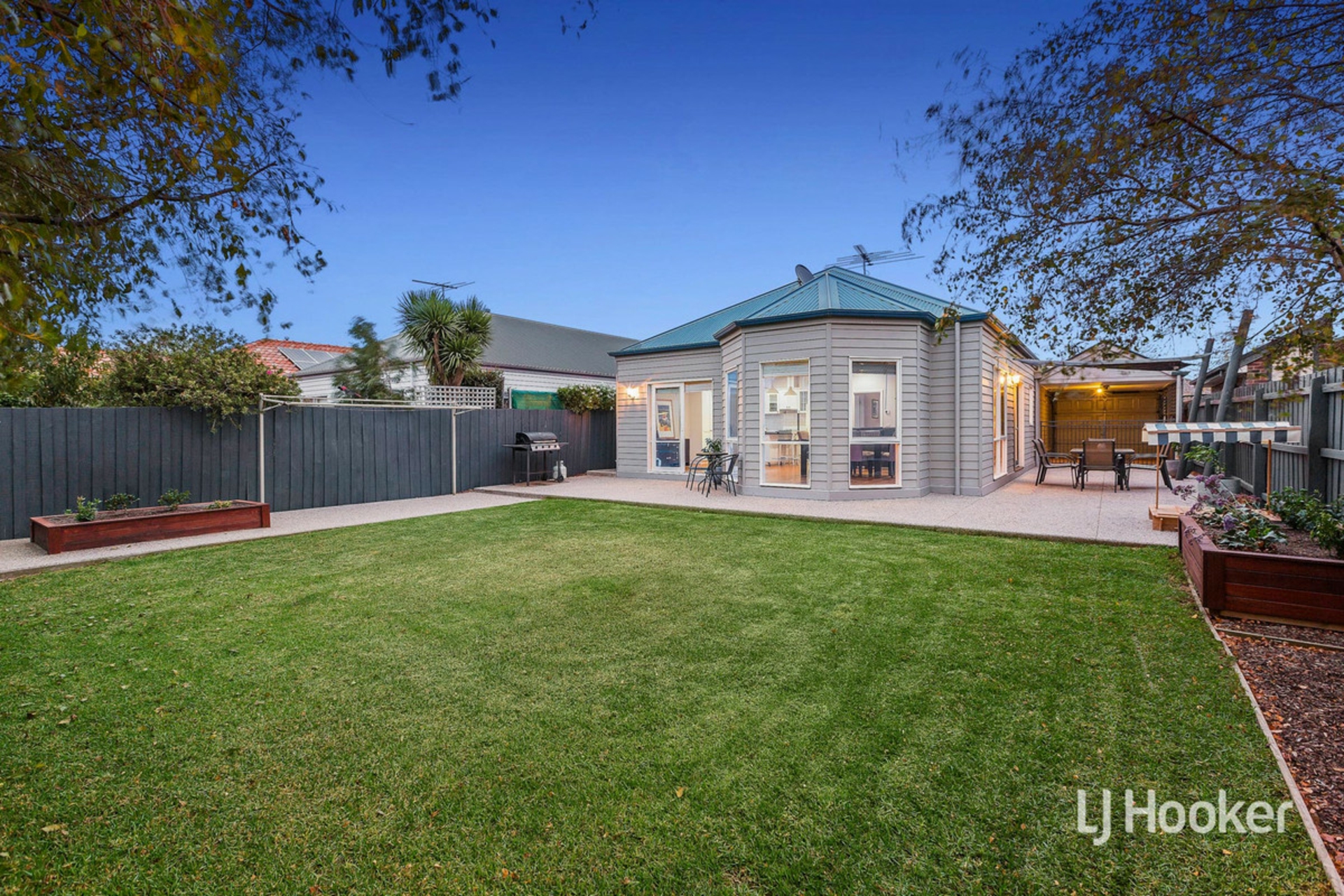 6 Dorrington Street, POINT COOK