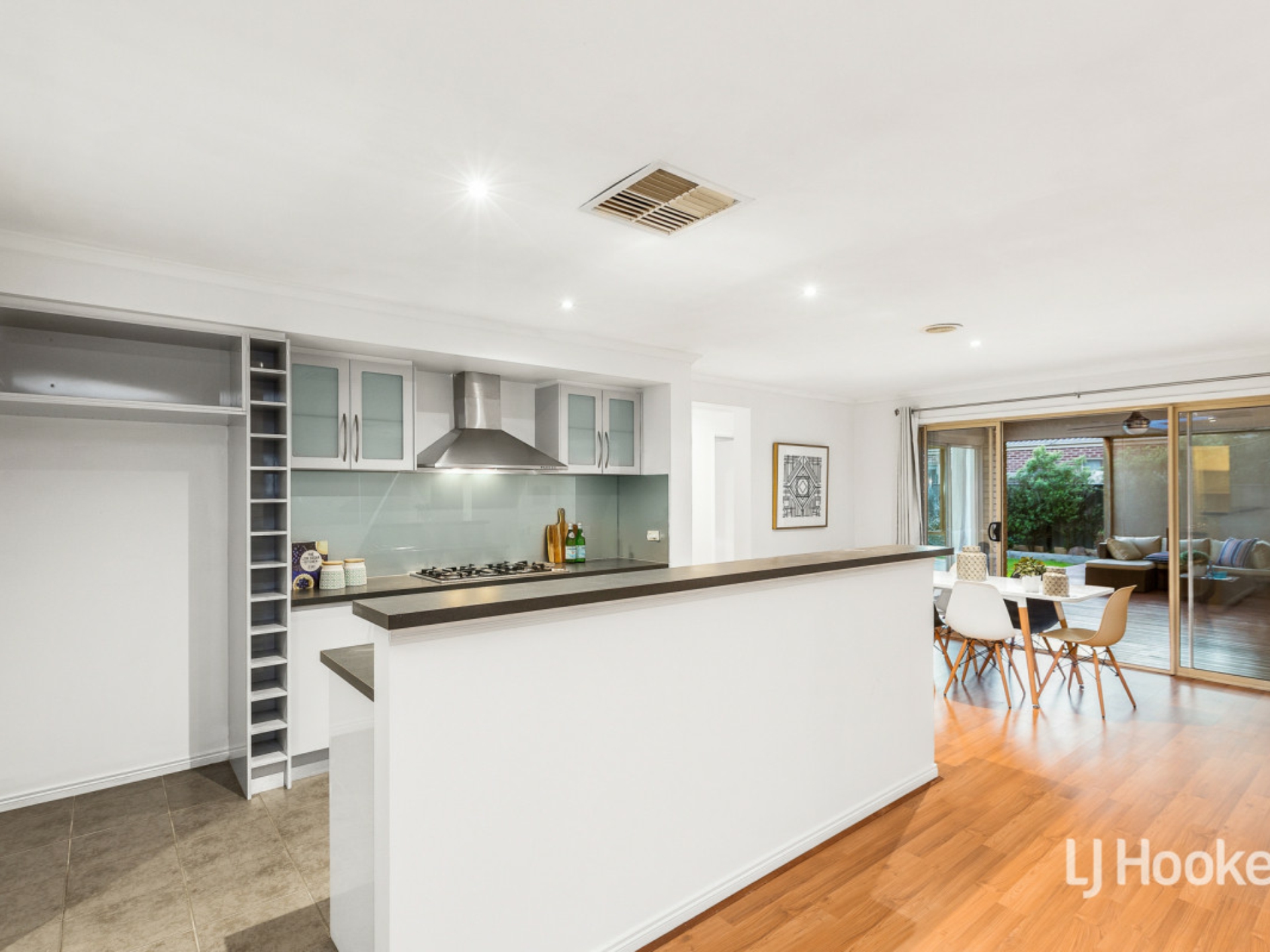 28 Menzies Avenue, POINT COOK
