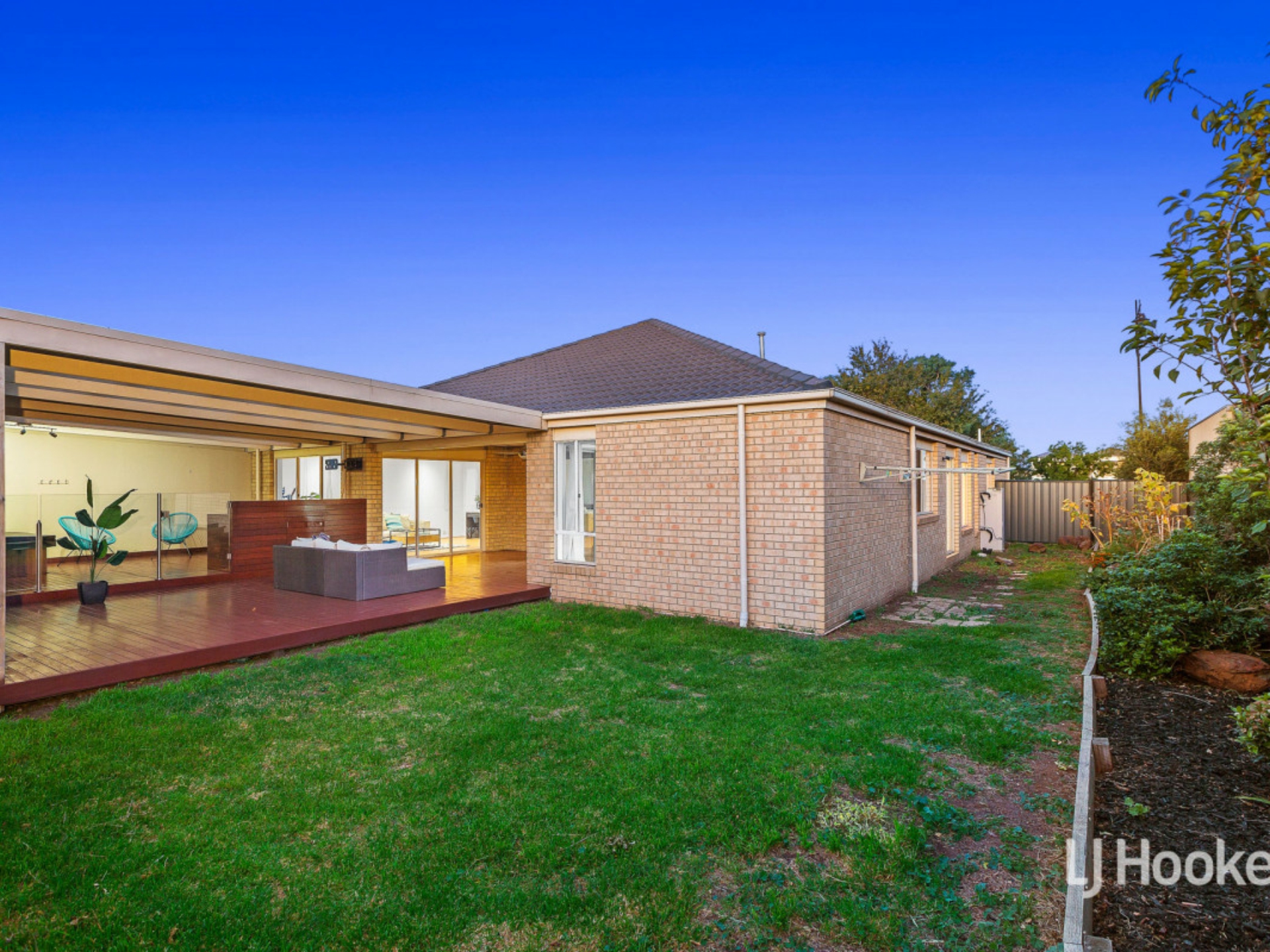 28 Menzies Avenue, POINT COOK