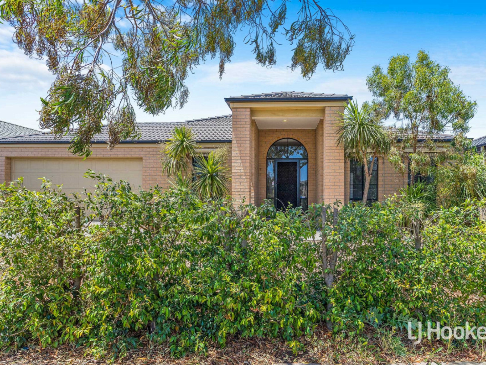19 Ladybird Crescent Point Cook VIC