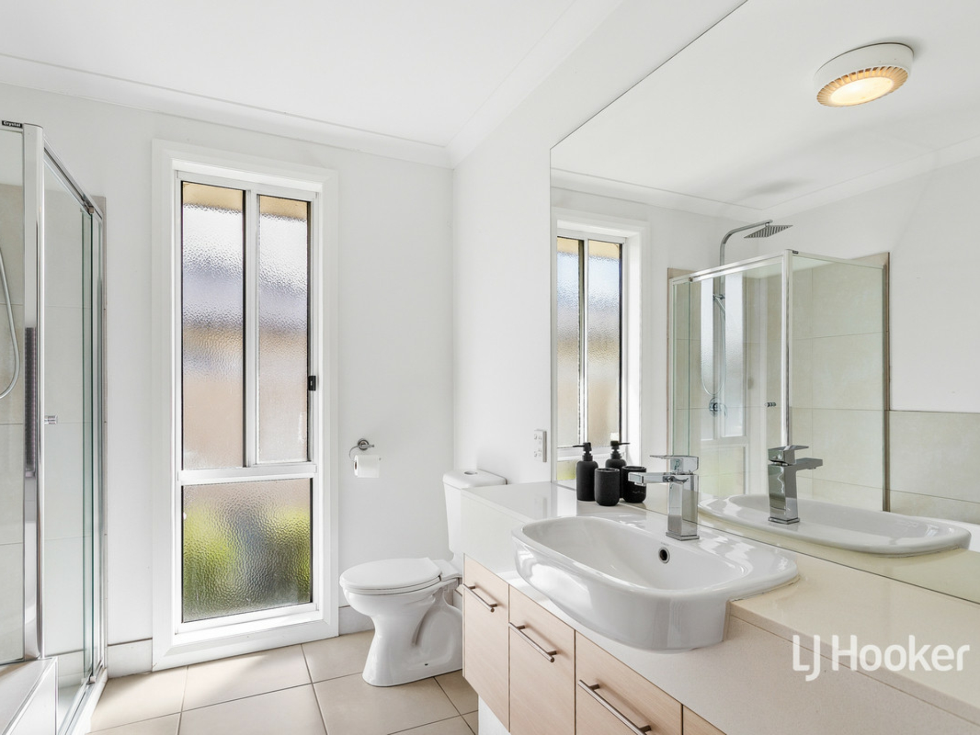 63 Vaucluse Boulevard, SANCTUARY LAKES