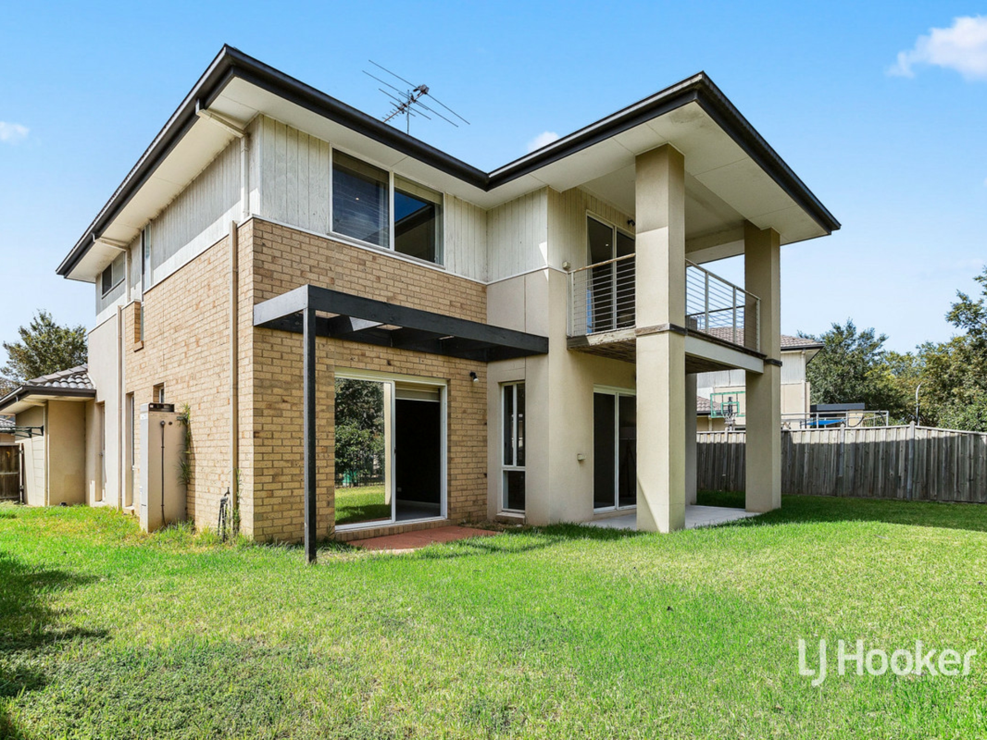 63 Vaucluse Boulevard, SANCTUARY LAKES