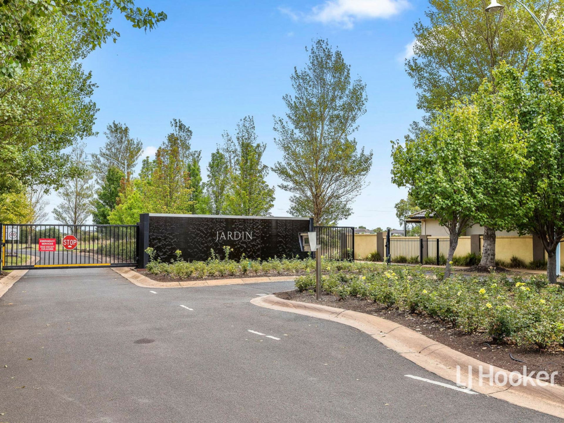 63 Vaucluse Boulevard, SANCTUARY LAKES