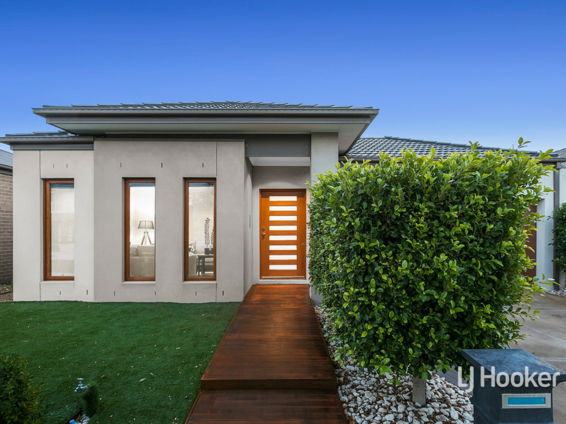 64 Waves Drive, POINT COOK