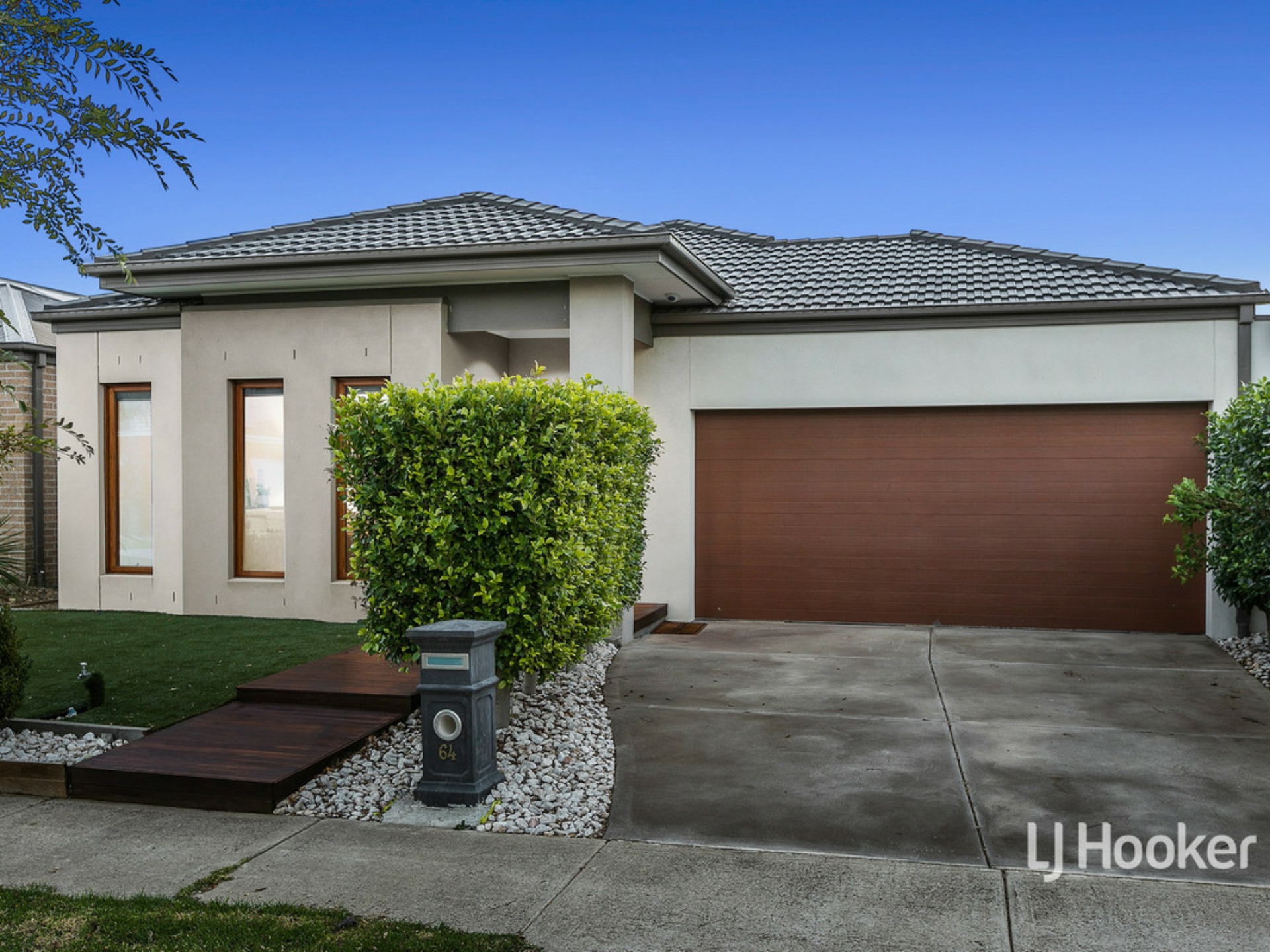 64 Waves Drive, POINT COOK