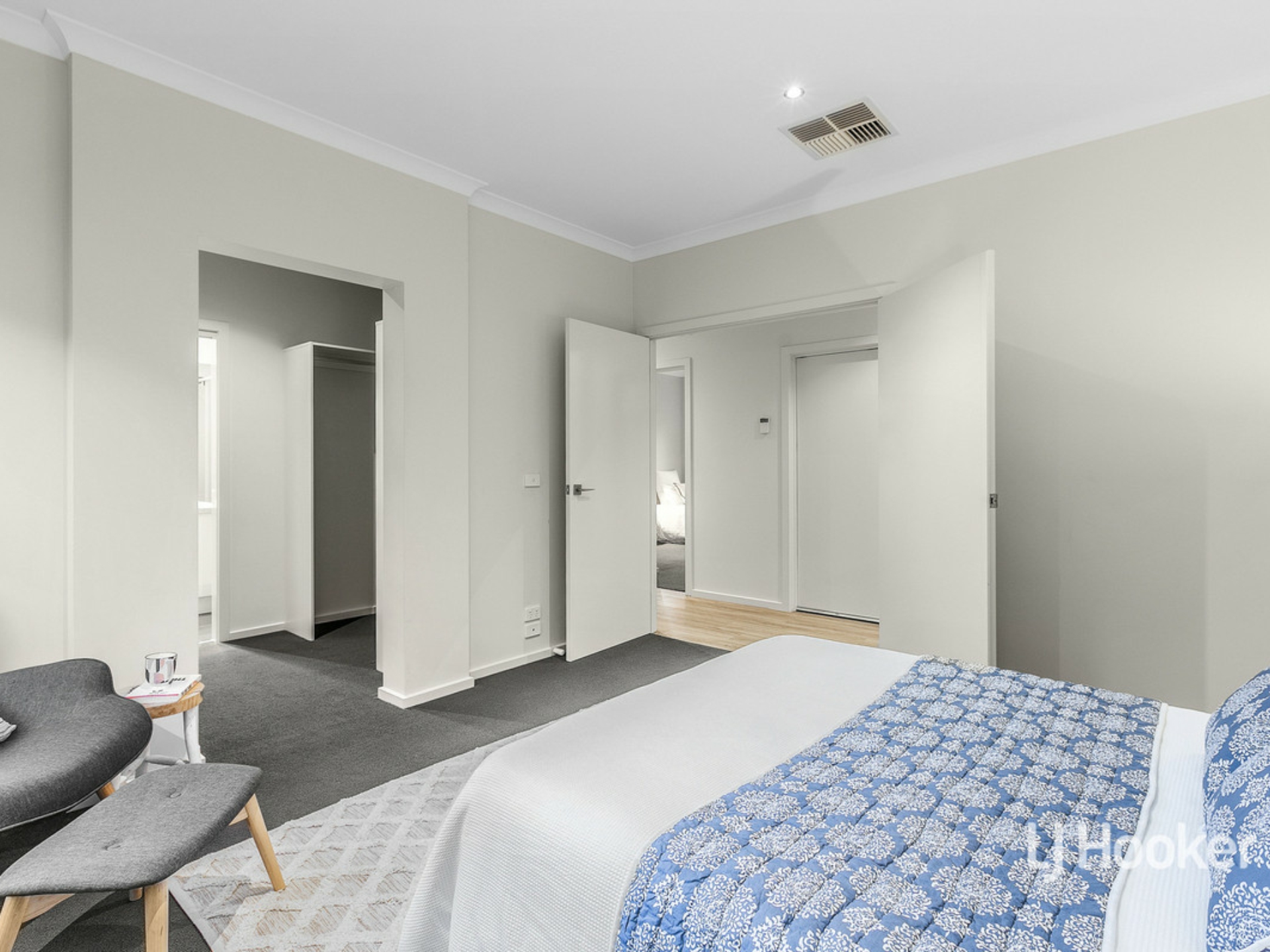 64 Waves Drive, POINT COOK