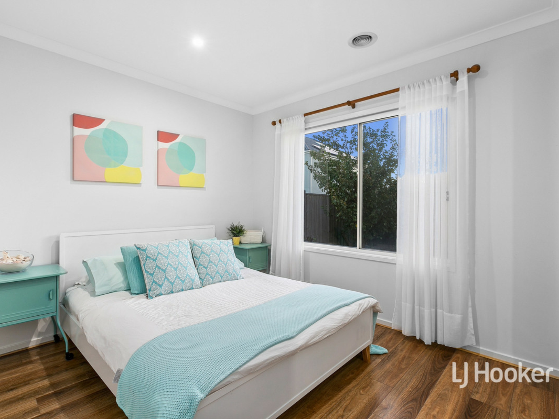 11 Jansar Street, POINT COOK