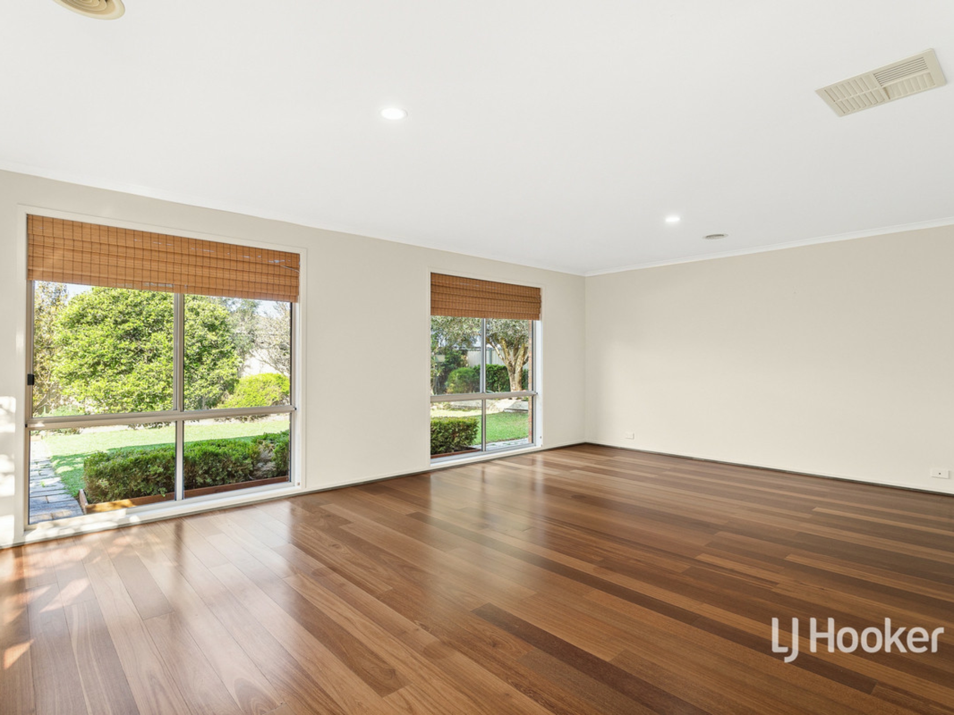 57 Lennon Boulevard, POINT COOK