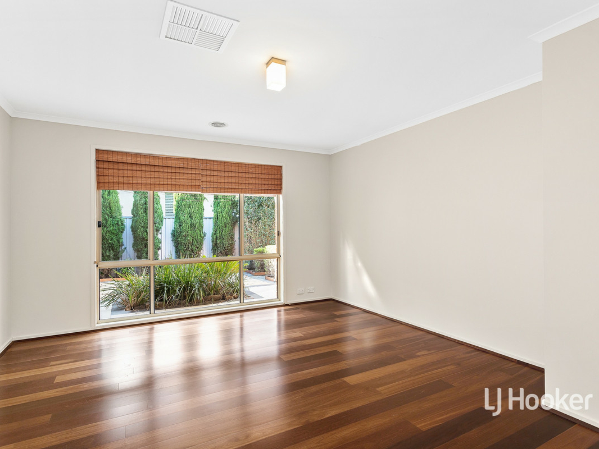 57 Lennon Boulevard, POINT COOK