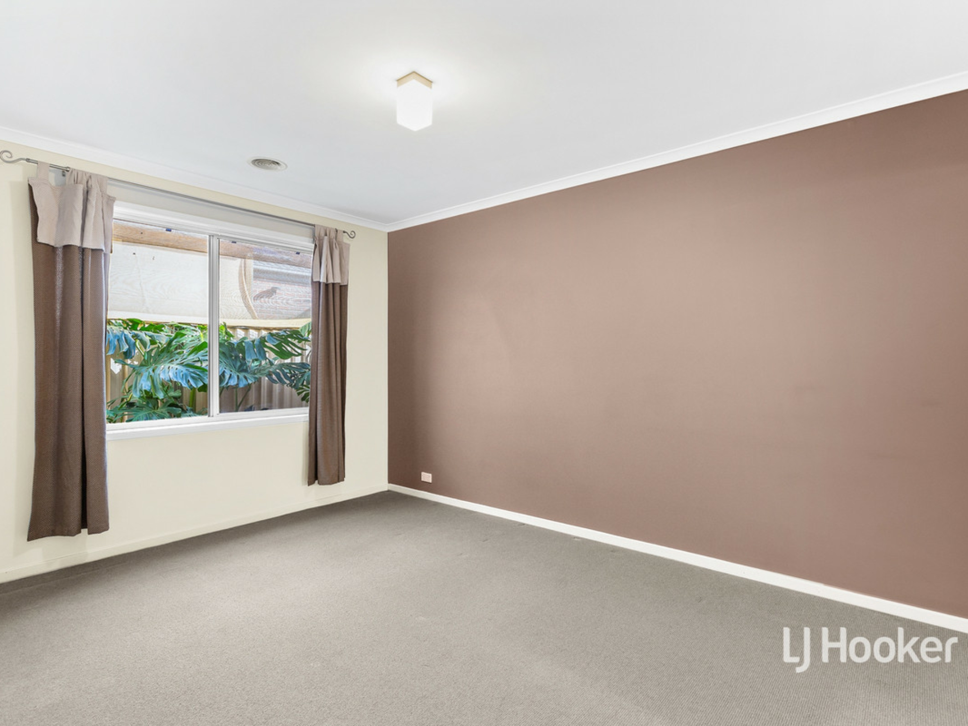 57 Lennon Boulevard, POINT COOK