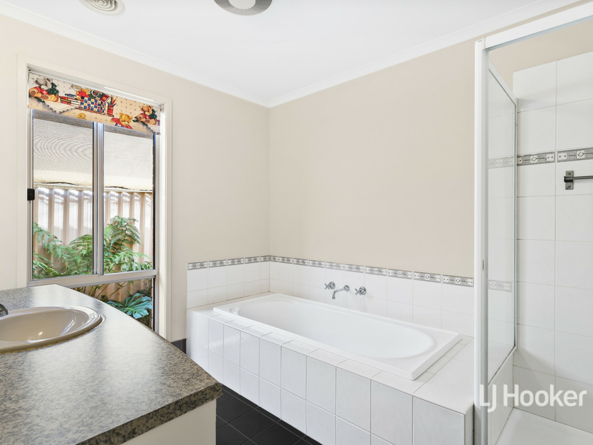 57 Lennon Boulevard, POINT COOK