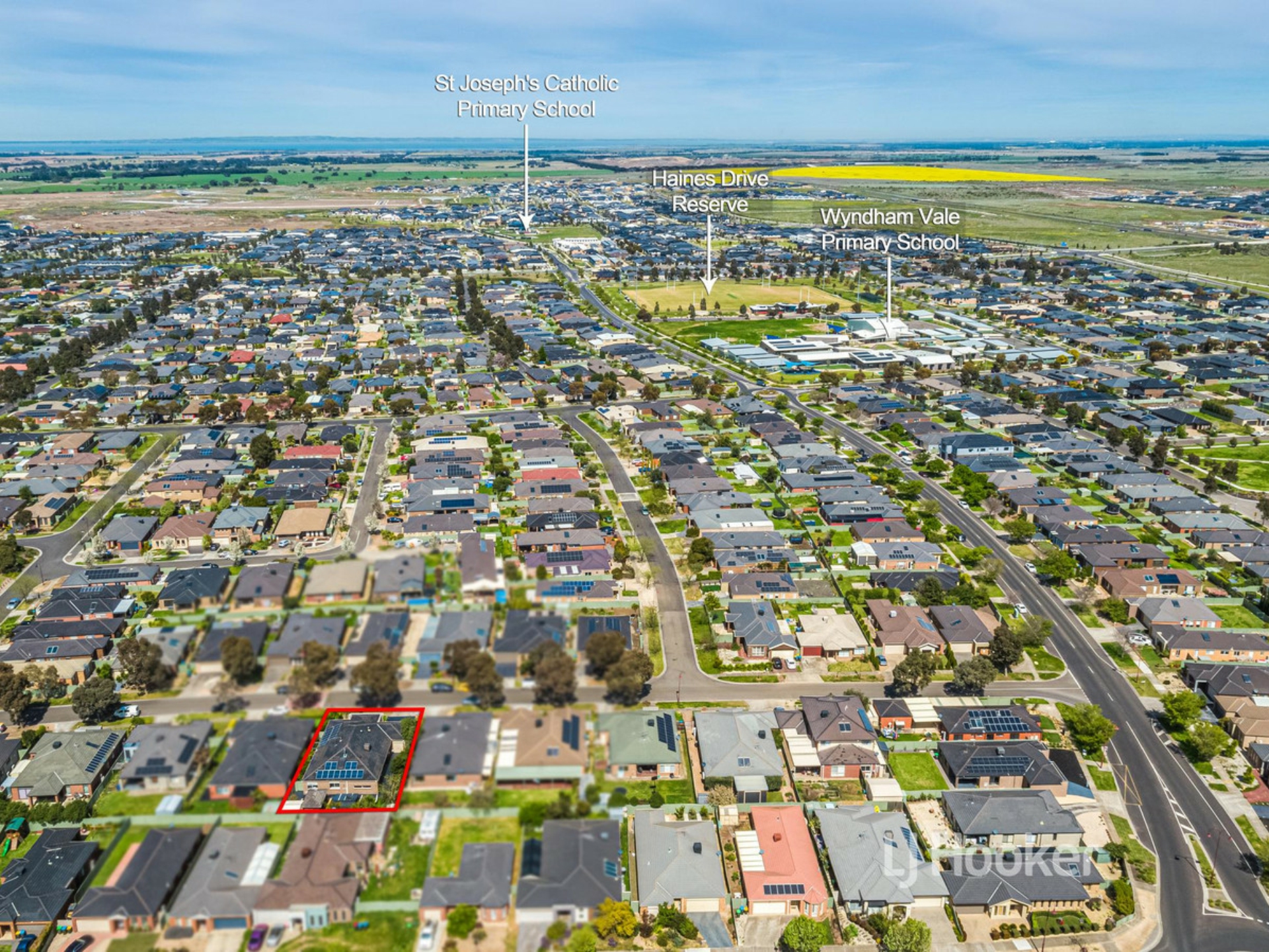 13 Vaughan Chase, WYNDHAM VALE