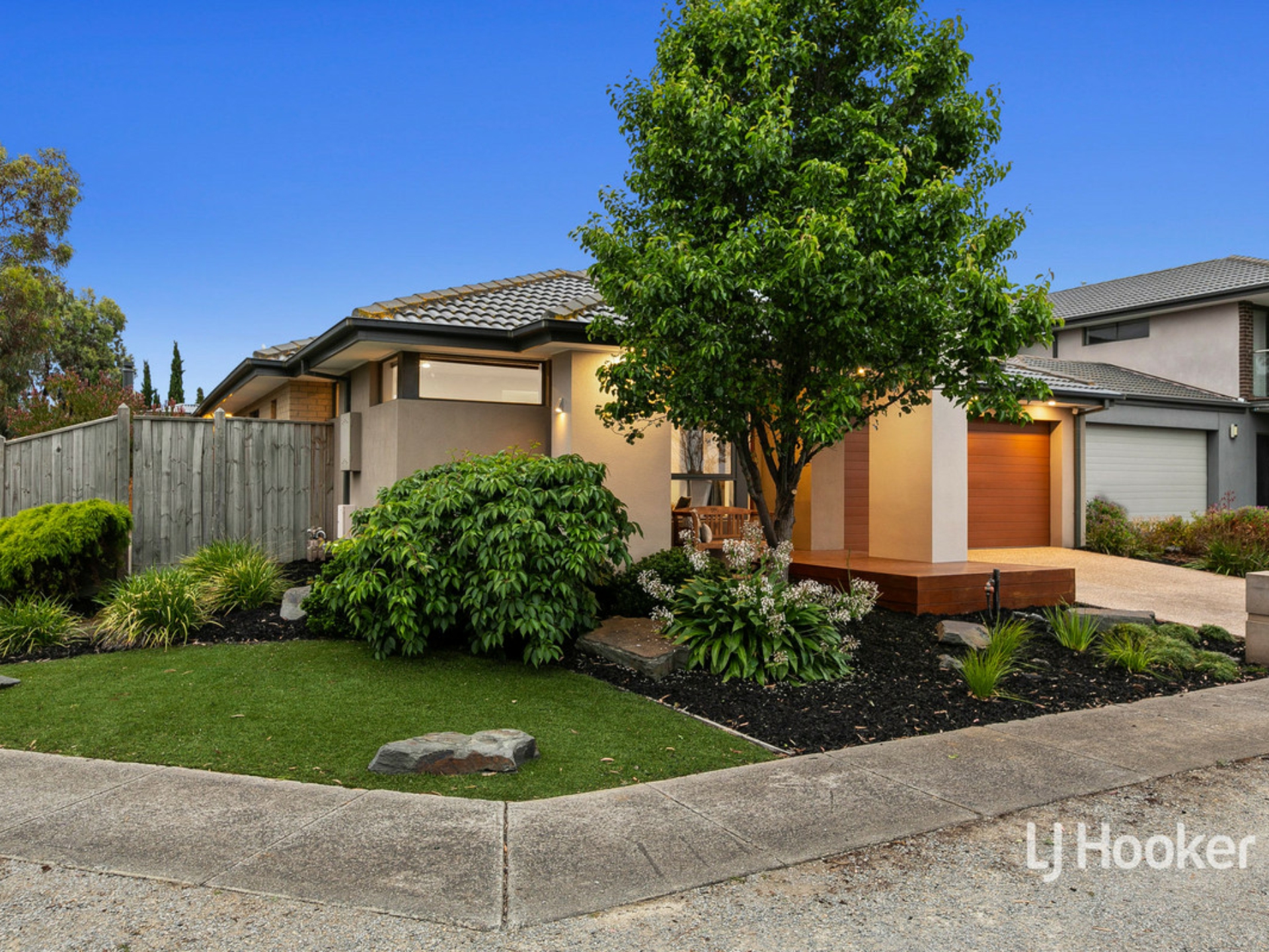 16 Urchin Way, POINT COOK