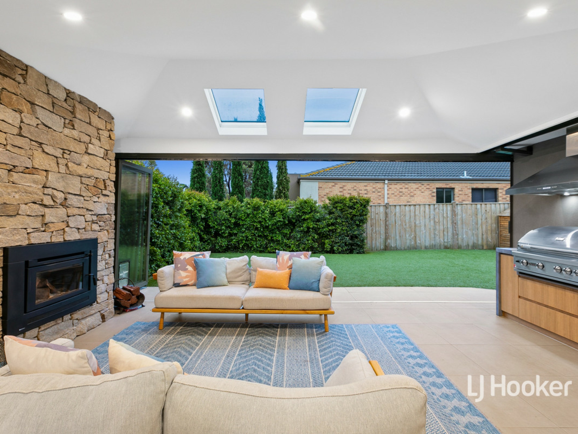 16 Urchin Way, POINT COOK