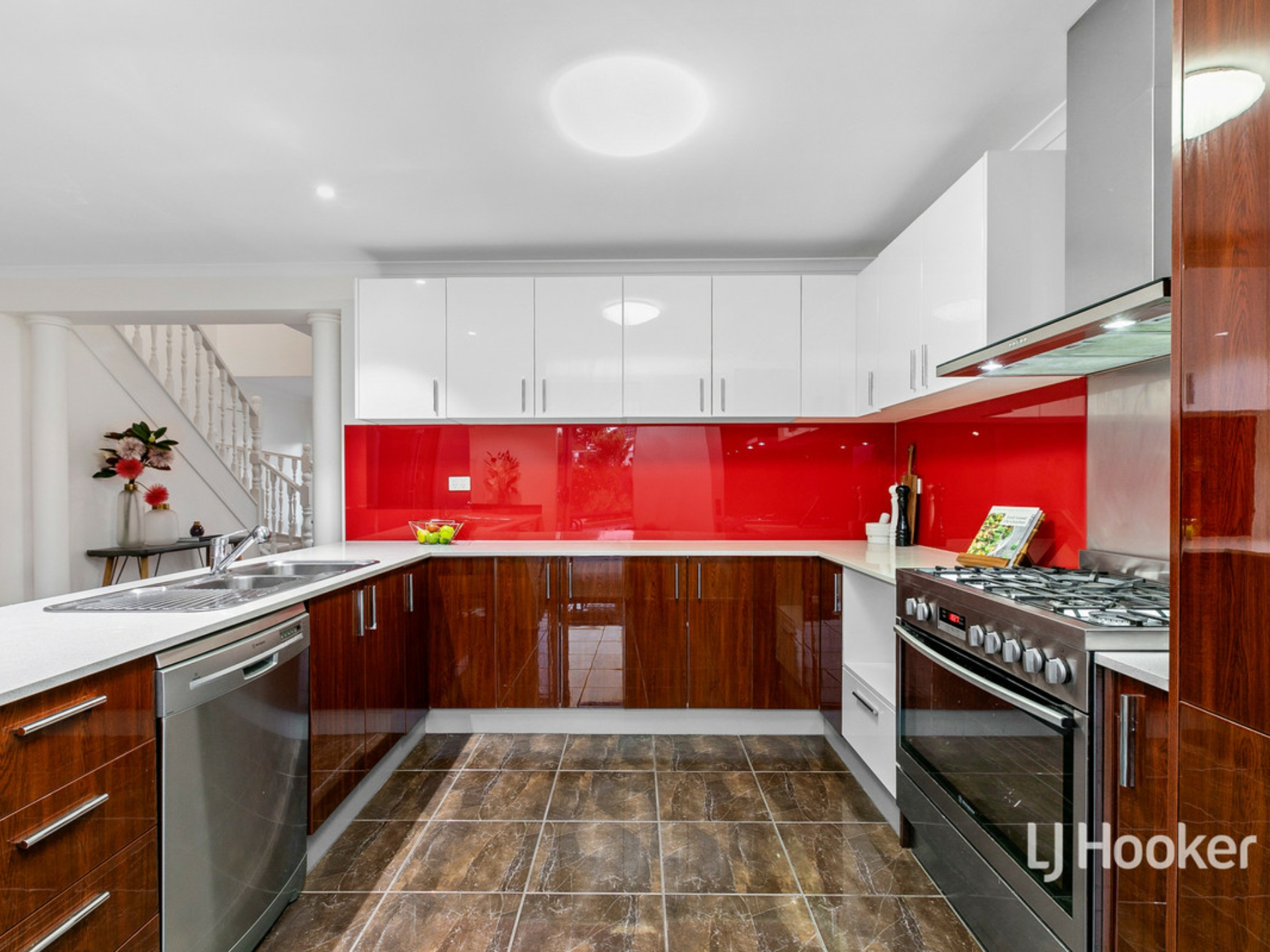 10 Fennel Drive, POINT COOK