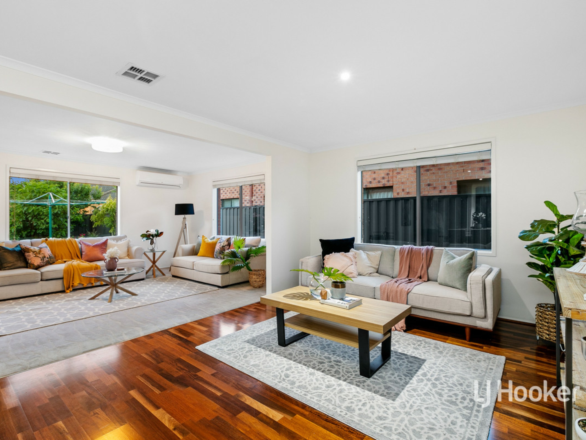 10 Fennel Drive, POINT COOK