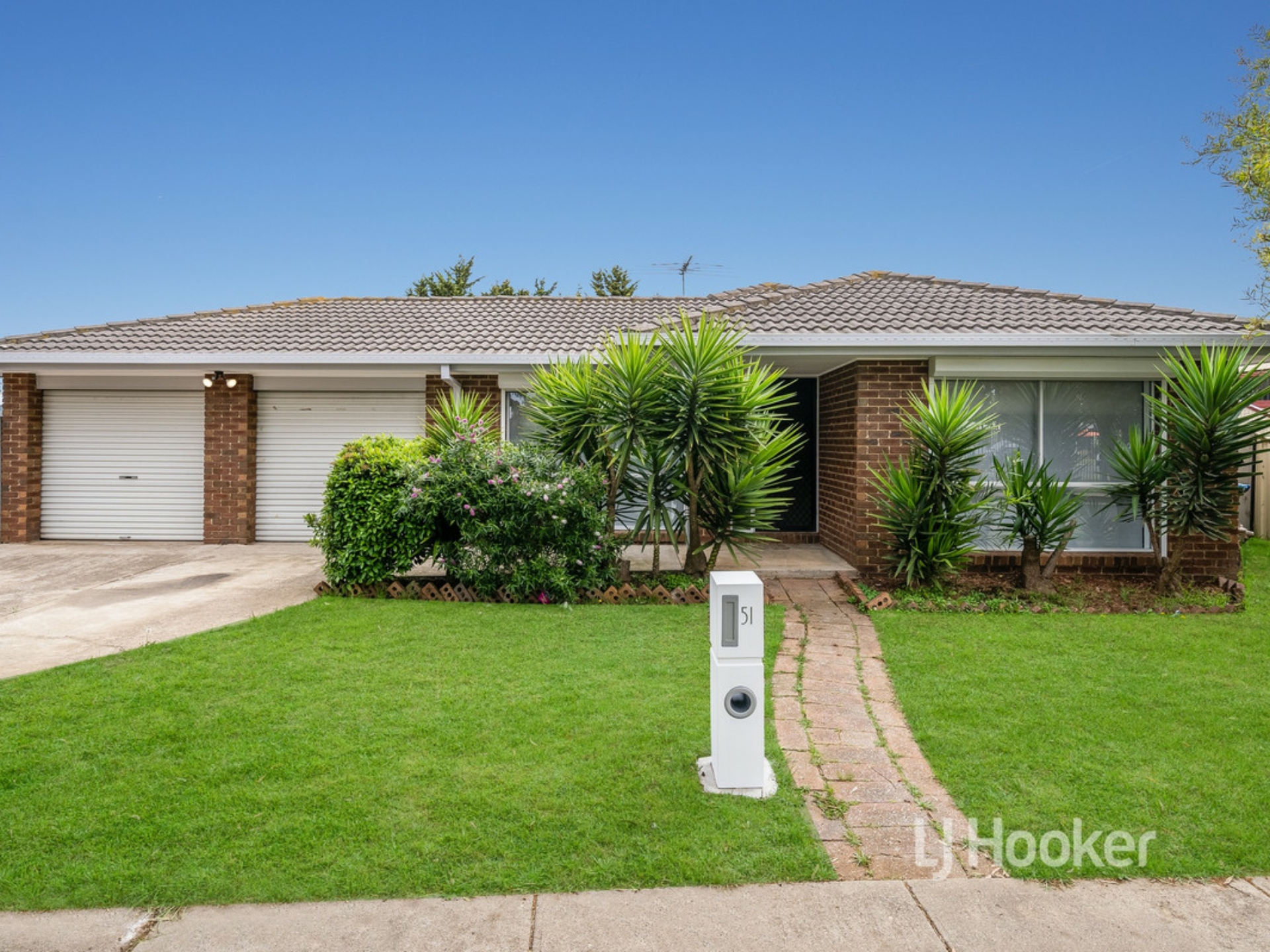51 Deloraine Drive, HOPPERS CROSSING