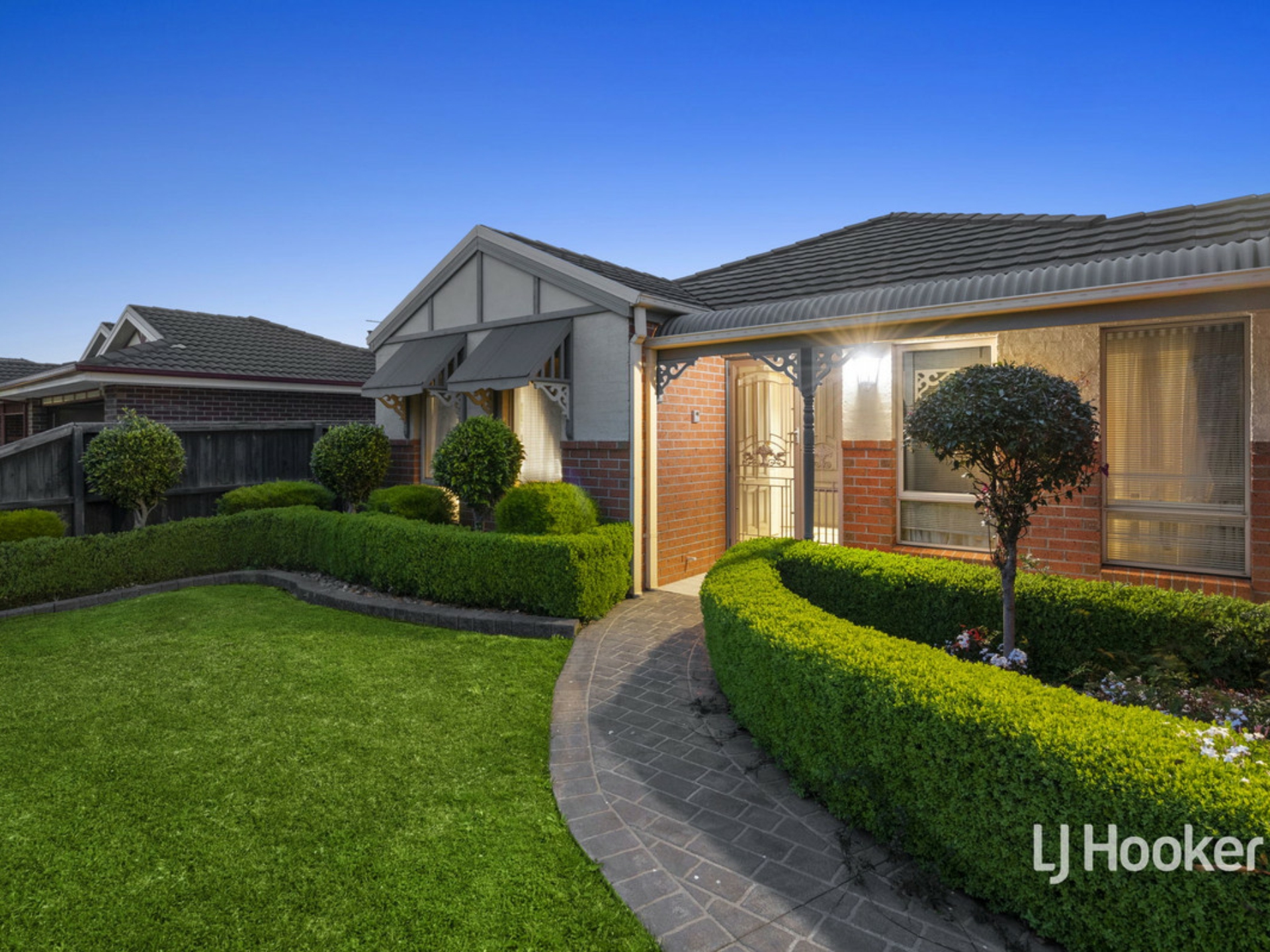24 Messina Crescent, POINT COOK