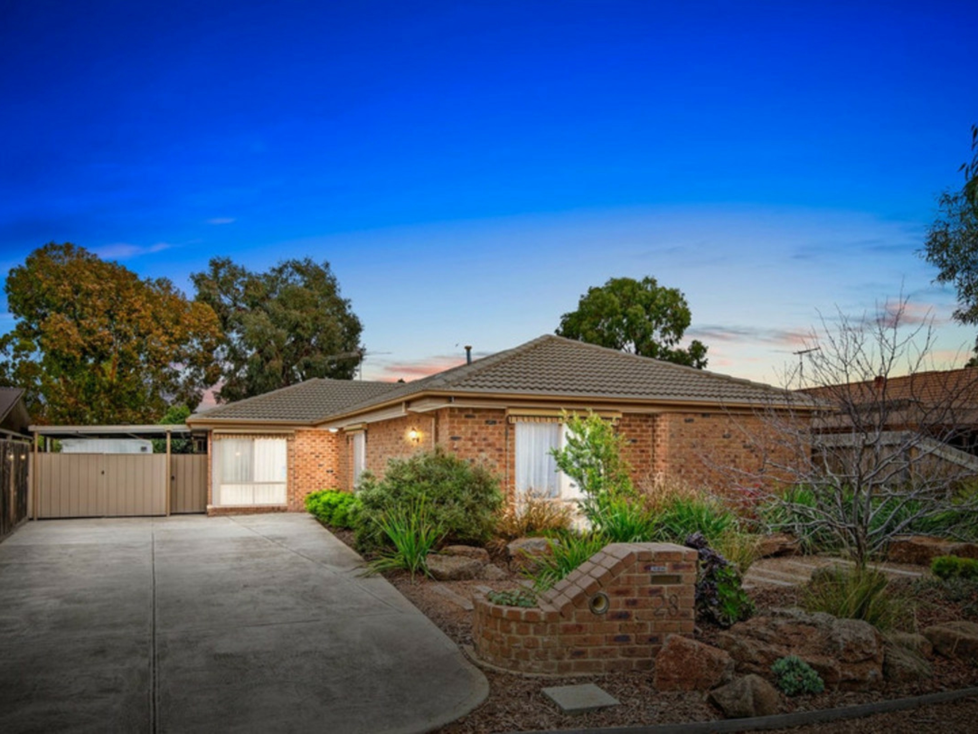 28 Mckenzie Crescent, HOPPERS CROSSING