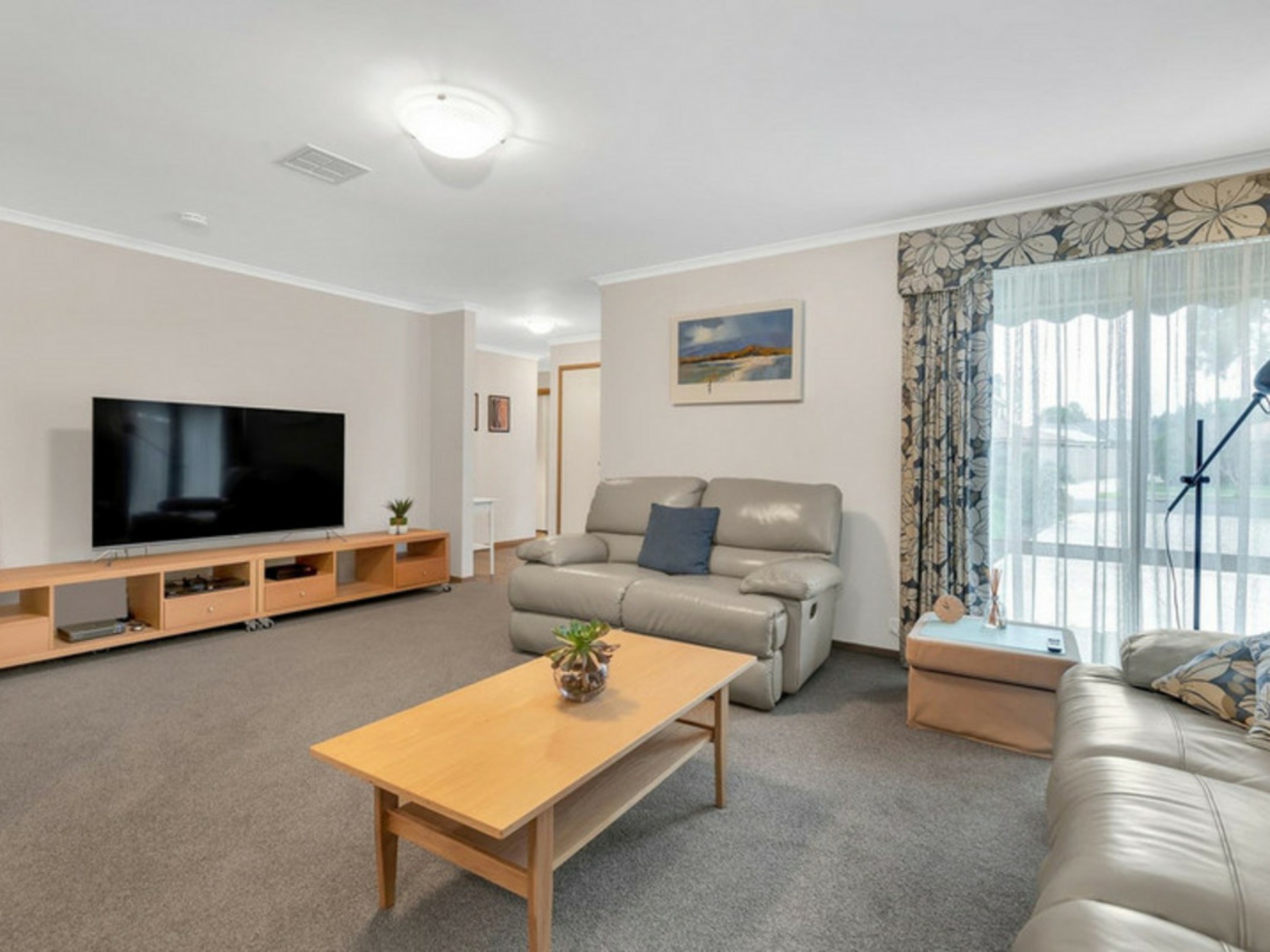 28 Mckenzie Crescent, HOPPERS CROSSING