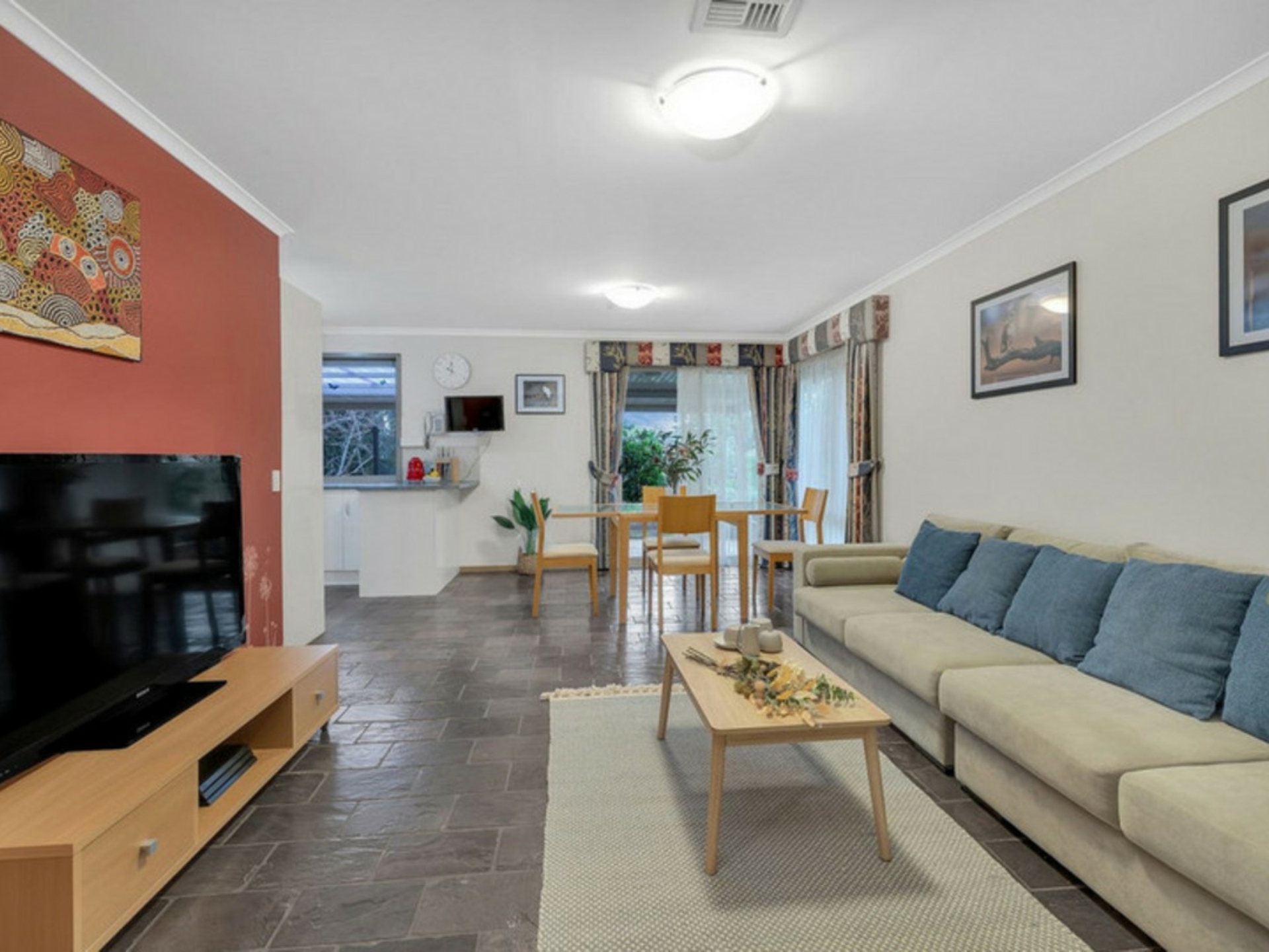 28 Mckenzie Crescent, HOPPERS CROSSING