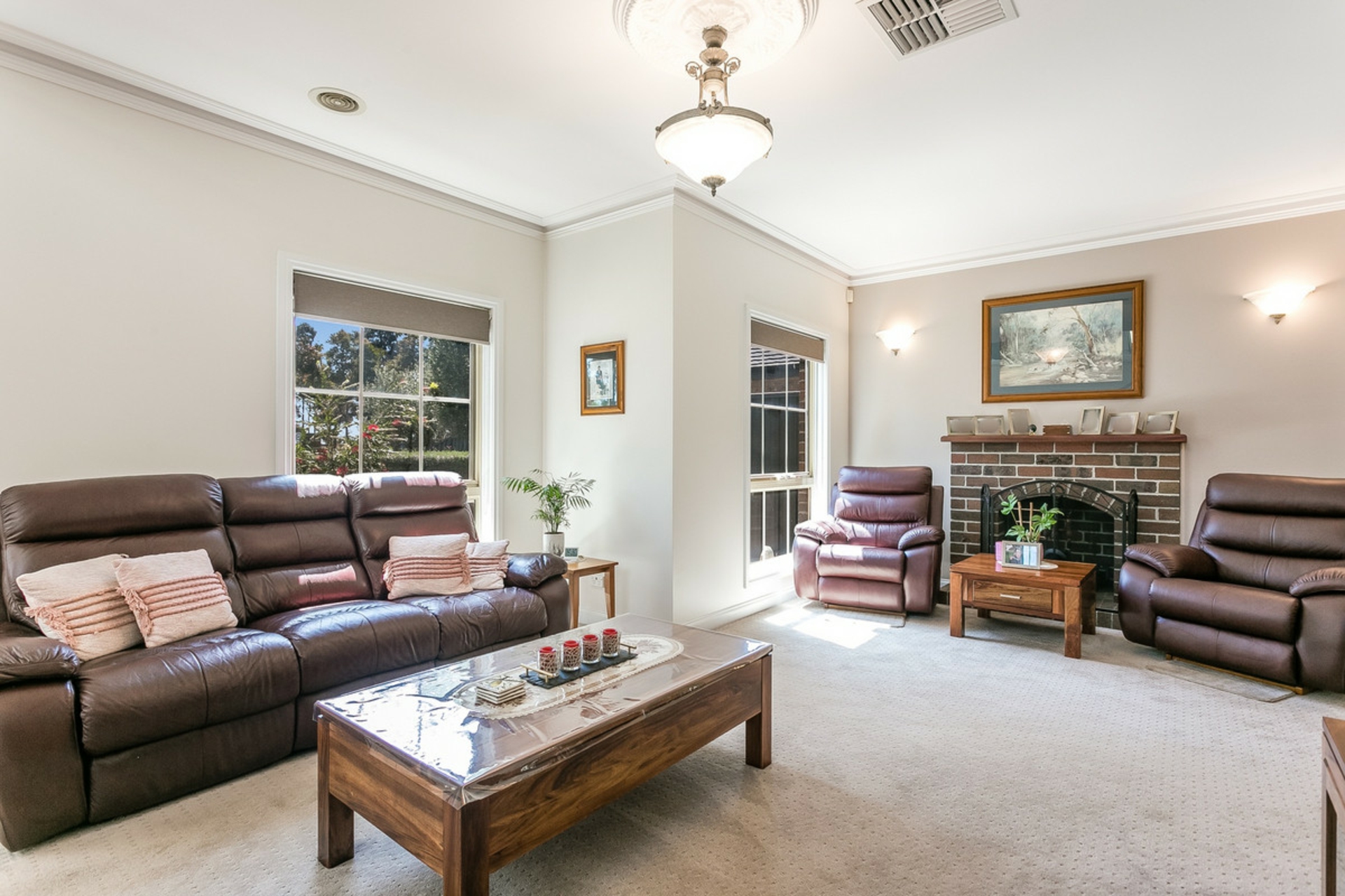5 Manor Lakes Boulevard, MANOR LAKES