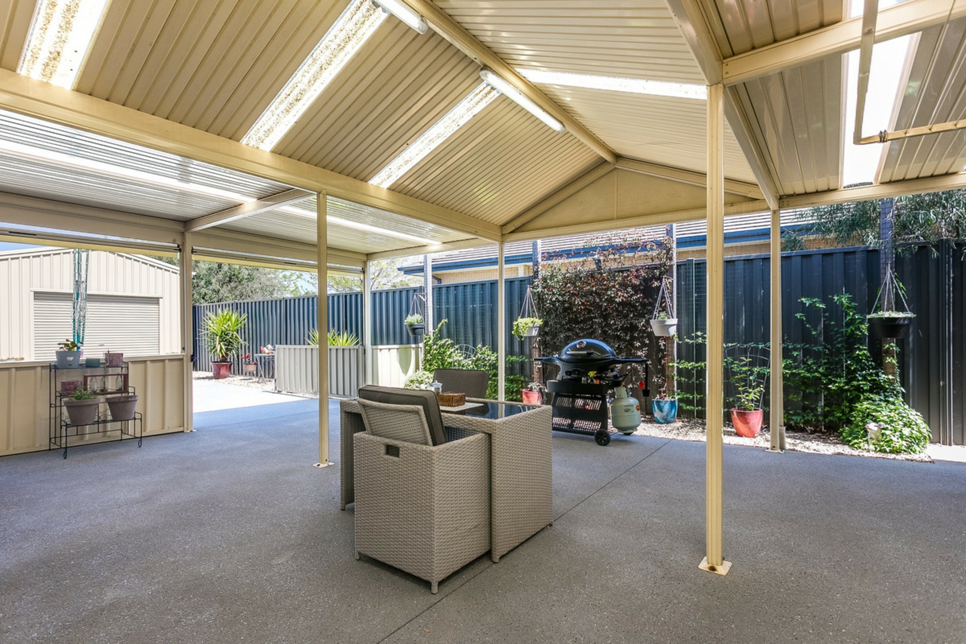 5 Manor Lakes Boulevard, MANOR LAKES